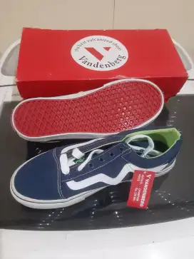 Sepatu baru vandenberg uk 40 original
