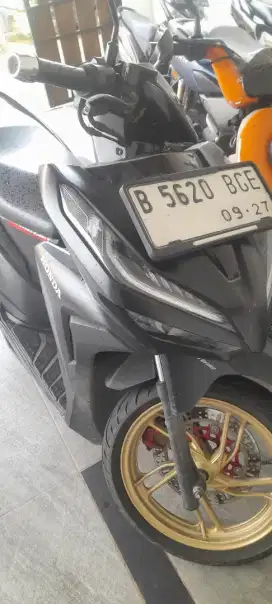Vario 125 2022 black