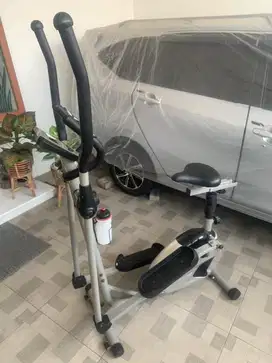 sepeda statis merek total fitnes mulus