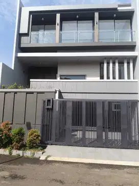 DIJUAL Rumah di Permata Buana