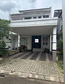 Dijual Cepat Rumah di C;uster Castilla Bsd City