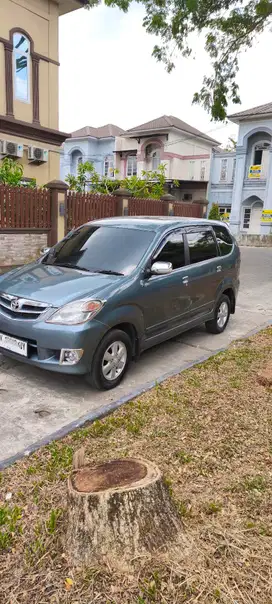 Toyota Avanza 2011 Bensin