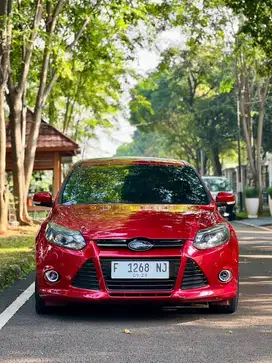 Ford focus titanium 2014 km 60 ribu