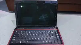 Laptop toshiba satelit L735 core i3