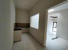 rumah cantik 3 lt di ikan tombro suhat dekat kampus UB UMM view cakep