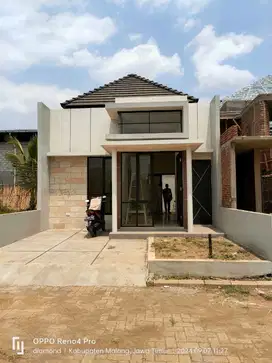 RUMAH MINIMALIS DEKAT BINUS DAN ARAYA