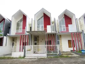 RUMAH SIAP HUNI DEKAT BANDARA 2 LANTAI