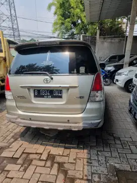 Toyota inova 2.5 G manual th 2010 dan th 2008