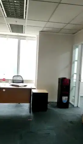 SEWA KANTOR DI SUDIRMAN MAYAPADA TOWER1  140 M2 119RB