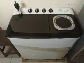 Mesin cuci + kulkas