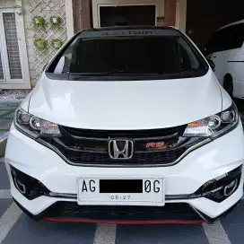 JAZZ RS AT UPGRADE FACELIFT, LOW KILOMETER