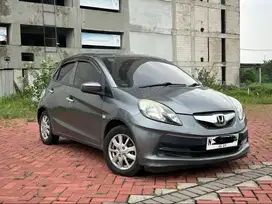 Honda Brio Matic AT 2014 S upgrade E milik pribadi mulus surat lengkap