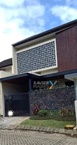 Dijual rumah minimalis siap huni di Istana dieng Malang