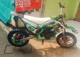 Motor mini trail 50cc , 2tak , mesin tarik, bensin campur