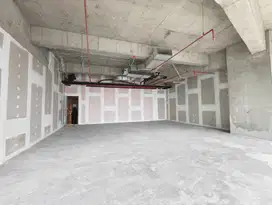 OFFICE SPACE WORLD CAPITAL TOWER BARE UNIT LANTAI MID