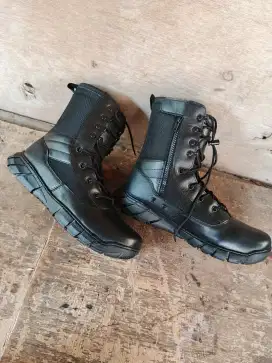 Jual sepatu pdl jatah polri sliting samping size 44 bisa bayar cod