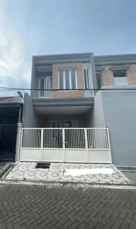 RUMAH  NEW MINIMALIS 2 LANTAI PONDOK TJANDRA SIDOARJO JAWA TIMUR