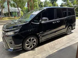 Toyota Voxy 2020 Bensin