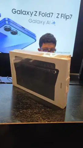 SAMSUNG TAB S10FE + KEYBOARD