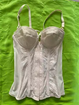 KORSET/ LONGTORSO TRIUMPH – SIZE 34 – PRELOVED