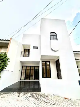 DIJUAL RUMAH TASIKMADU