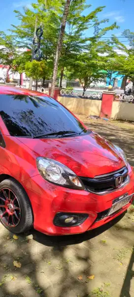 jual mobil Honda Brio