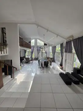RUMAH NYAMAN DI LEMBAH BAJURI SAYAP SETIABUDI COCOK JUGA UNTUK DIBUAT