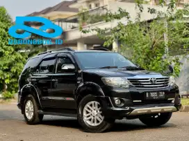 Toyota Fortuner Vnt Turbo TRD A/T Matic 2013 Hitam