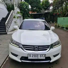 Honda Accord 2.4 VTI-L -Automatic Triptonic