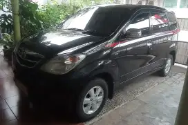 Toyota Avanza 2010 Bensin