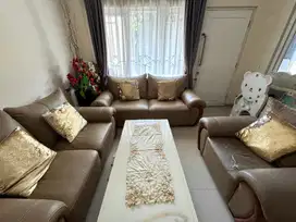 Sofa bekas dan meja + bantal