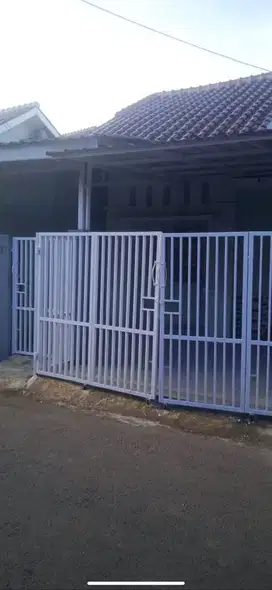Disewakan Rumah Di Perumahan Gading Elok 1