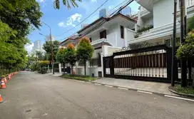 Rumah Siap Huni di Mega Kuningan Jakarta selatan