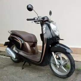 HONDA SCOOPY STYLISH TAHUN 2015 CASH ONLY