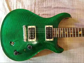 Gitar Listrik Full Set Mahogany Wood 16 Years Vintage