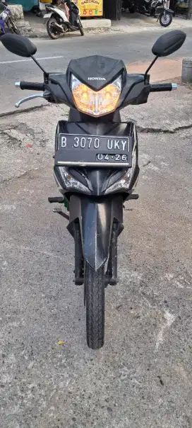 supra x 125 cw fi th 2016 orisinil mesin bagus lgsg trima nama pembeli