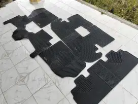Karpet Mobil Xenia / Avanza 2012 2017 (bahan karet)