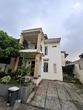 Jual Murah Rumah Di  dekat tol limo Depok luas 145 m2