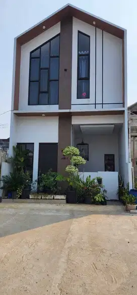Dijual Rumah Baru 2 Lantai di Poris Mansion Tangerang
