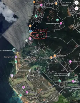 Lahan los tebing ada pantai pasir putih di jimbaran