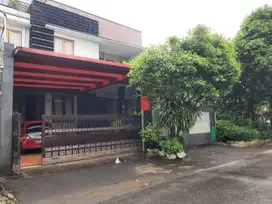 Dijual Rumah Mewah 3 lantai Siap Huni di Rawamangun