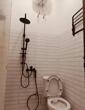 Dijual Rumah Baru Renov 1,5 Lantai di Surabaya