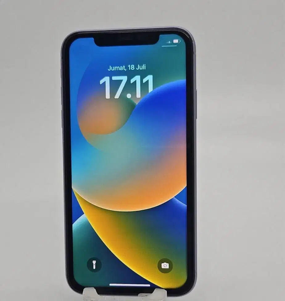 Iphone 11 64GB XL only