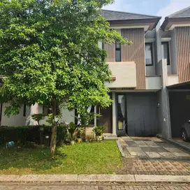 Rumah Rapih 2 Lantai Siap Huni di BSD Mozia