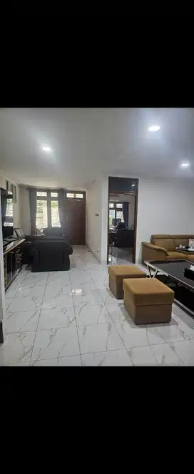 Jual rumah siap huni di agung permai