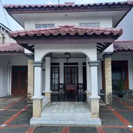DIJUAL CEPAT ! Rumah Bagus Siap Huni di Cipinang Indah