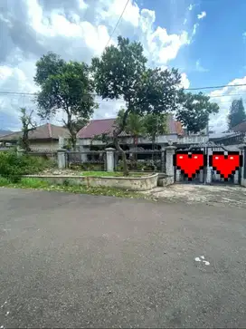 DIJUAL RUMAH BESAR