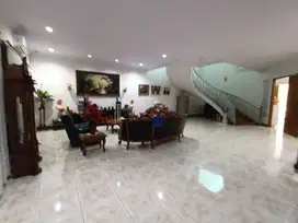 Rumah semi furnished dijual komplek favorit Sunter Jakarta Utara