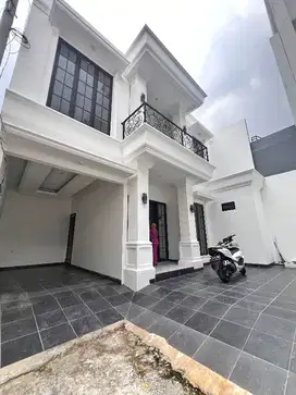 RUMAH BARU DALAM CLUSTER DI M KAHFI 2 JAGAKARSA