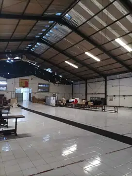 Dijual Gudang Ngelom Megare Sidoarjo akses kontainer